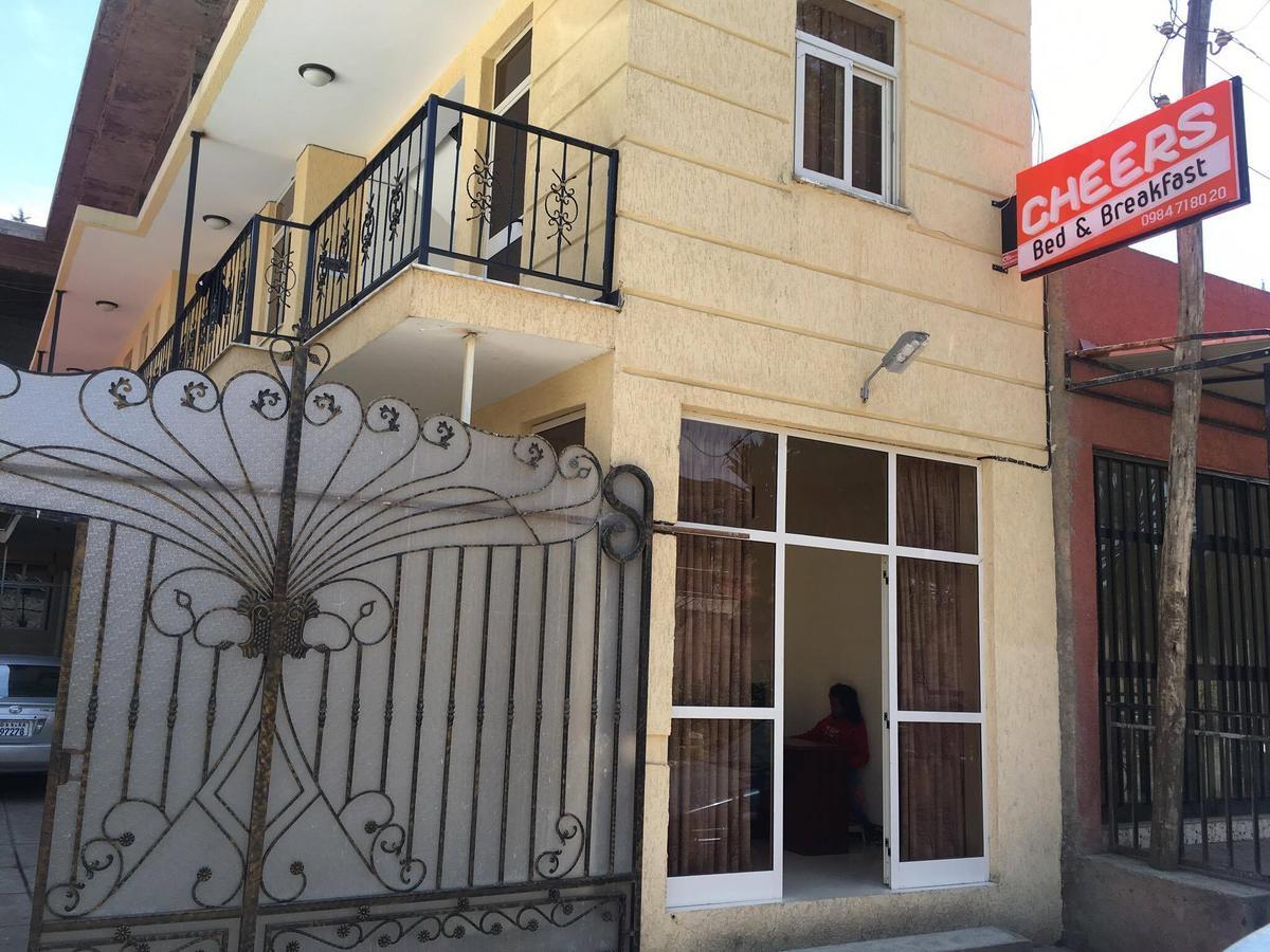 Cheers Bed & Breakfast Addis Ababa Exteriör bild